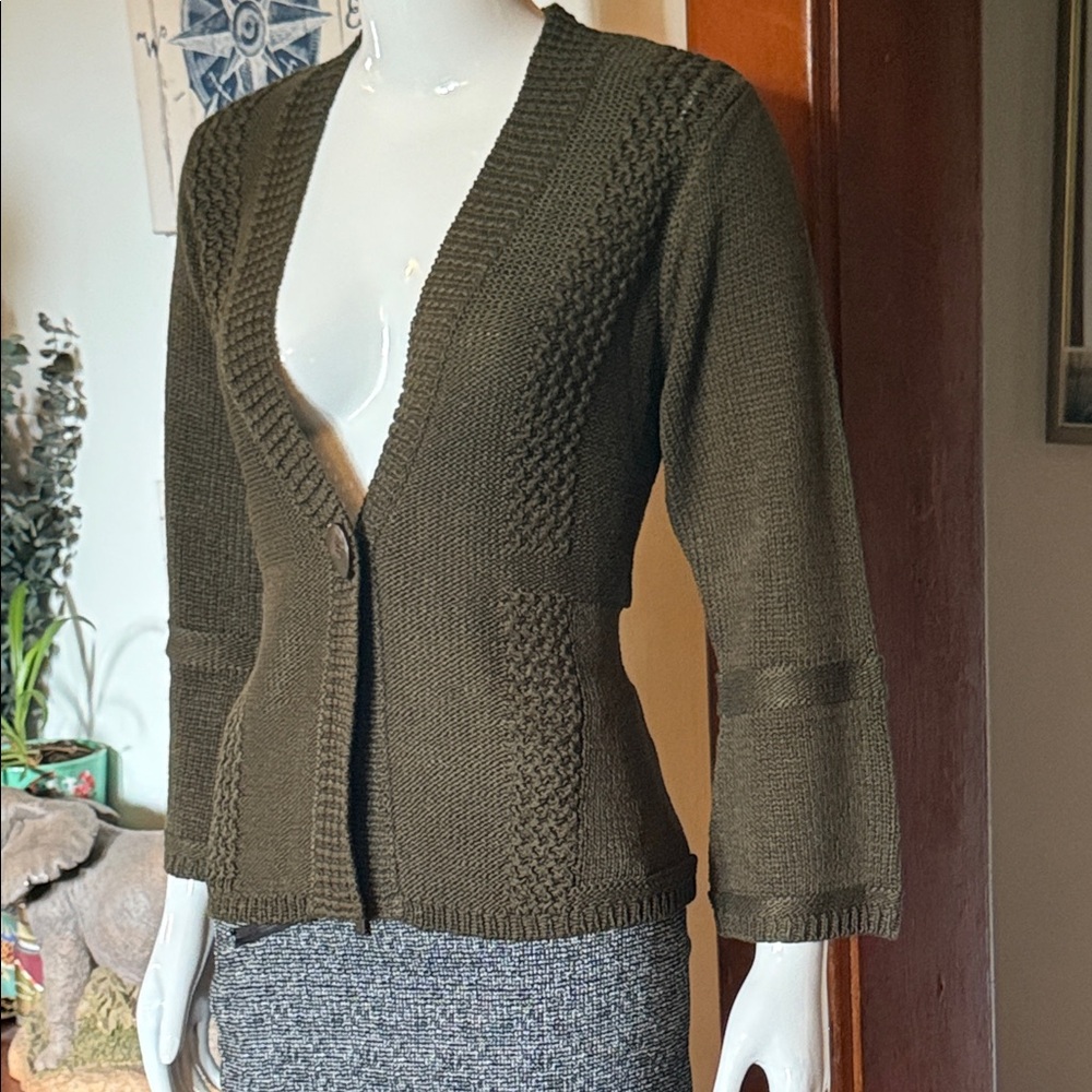 NWT northern reflections size small Olive Green Women's Sweater